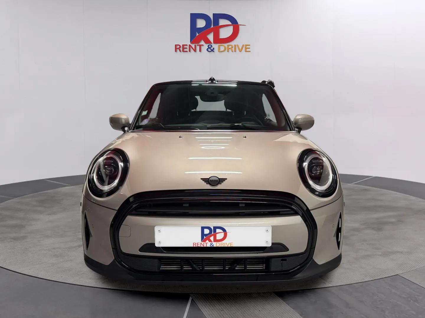 Mini Cooper Cabriolet ou similaire