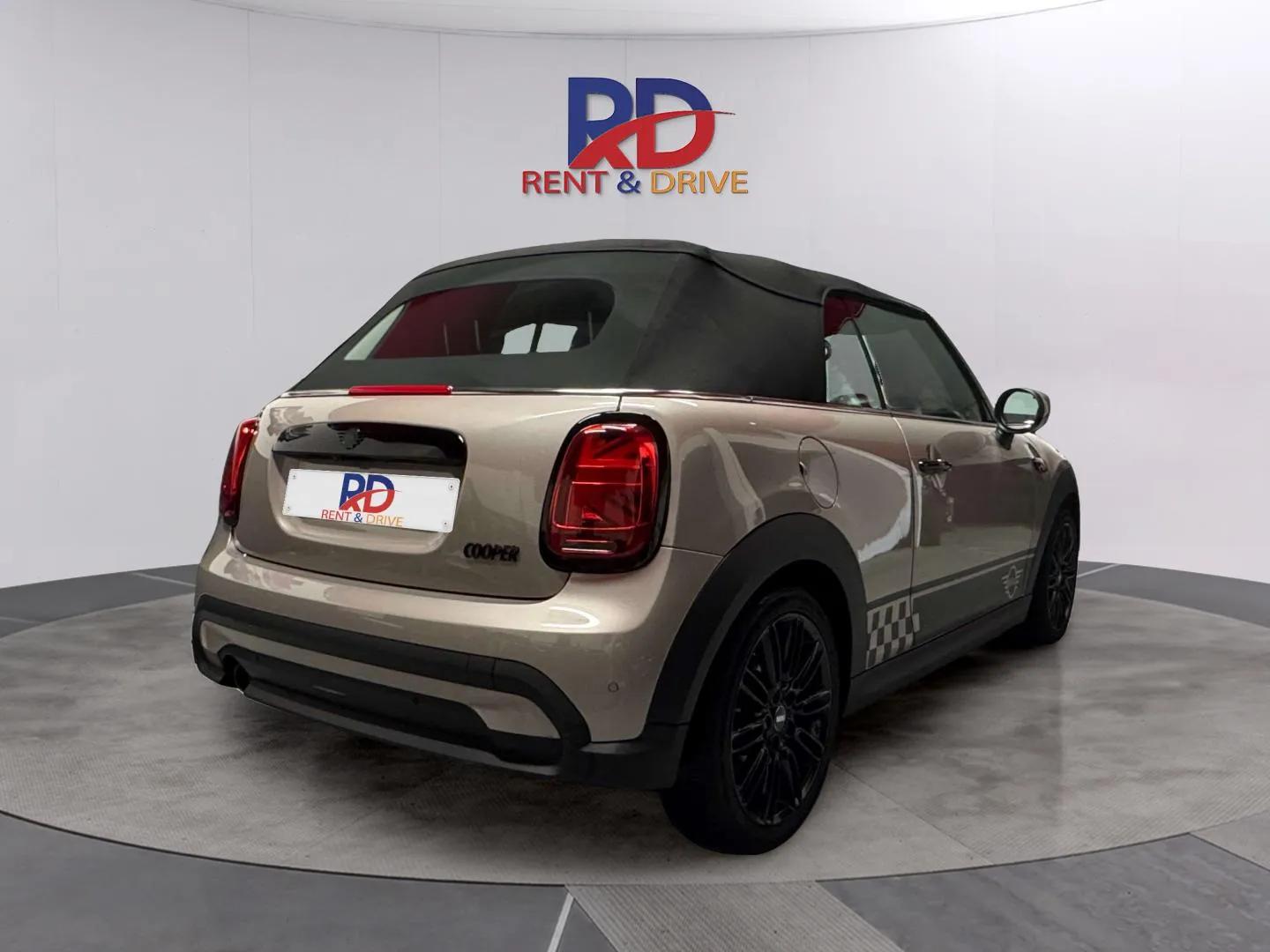Mini Cooper Cabriolet ou similaire