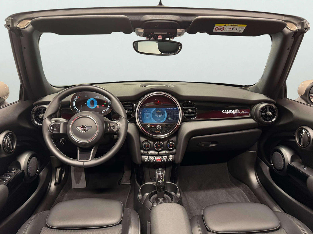 Mini Cooper Cabriolet или аналогичный